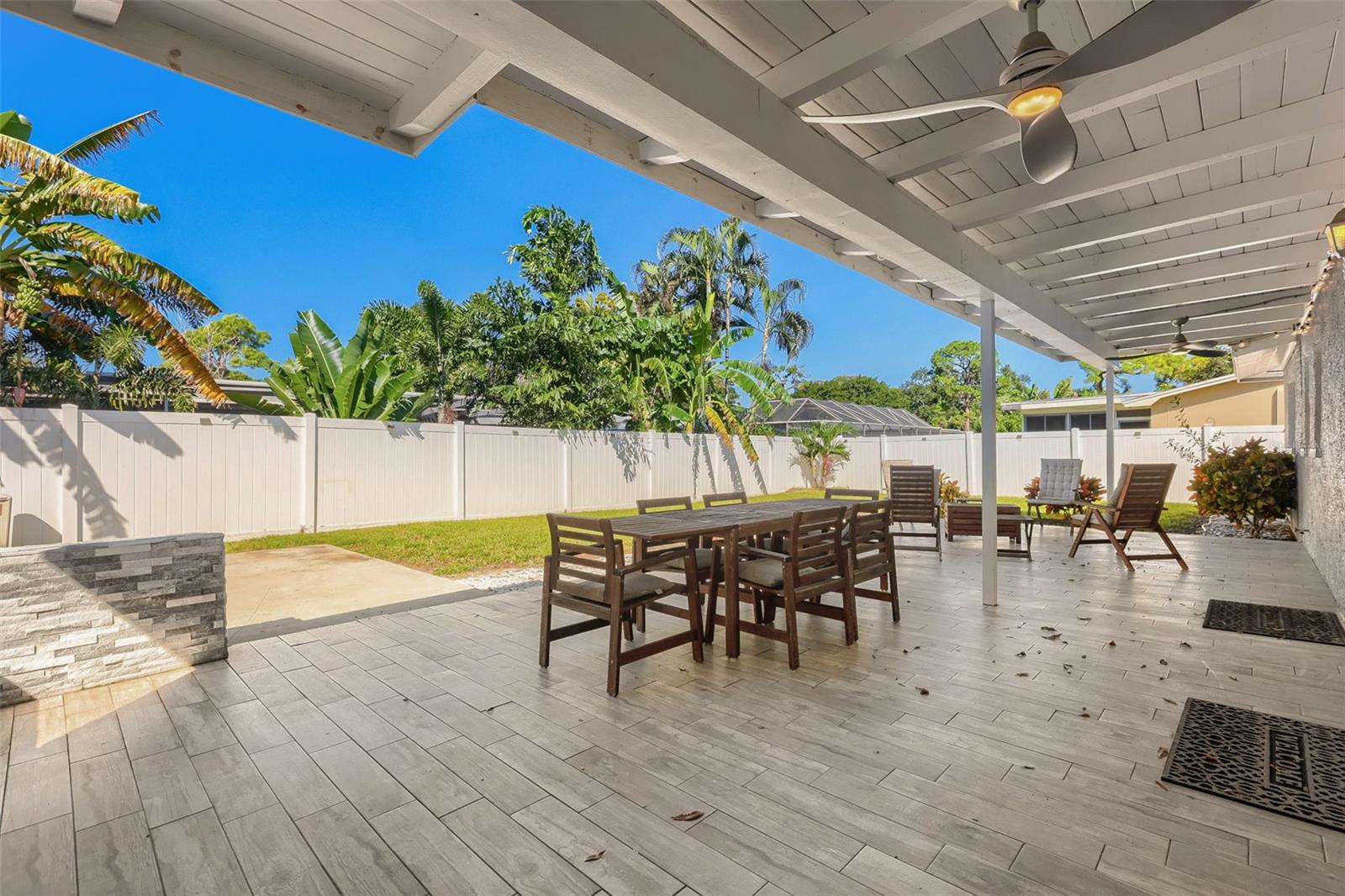 6053 28TH STREET S, St Petersburg, FL 33712