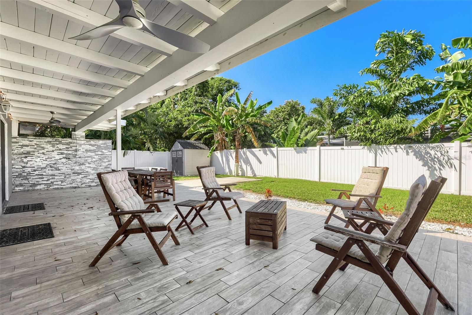 6053 28TH STREET S, St Petersburg, FL 33712