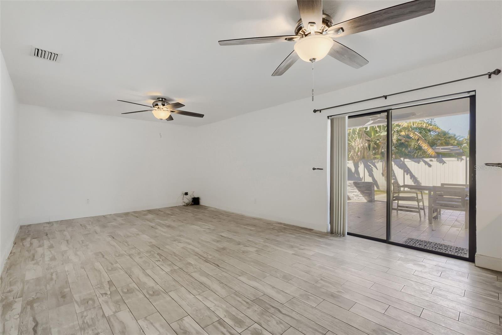 6053 28TH STREET S, St Petersburg, FL 33712
