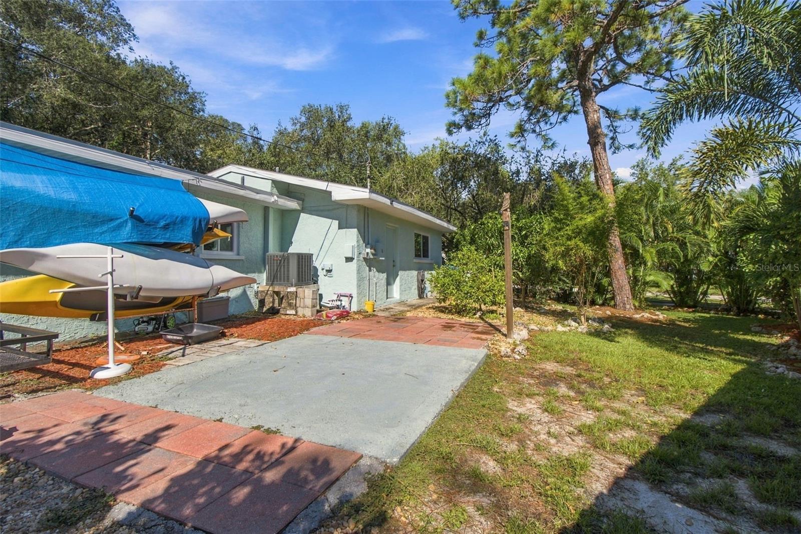 395 GEORGIA AVENUE, Crystal Beach, FL 34681