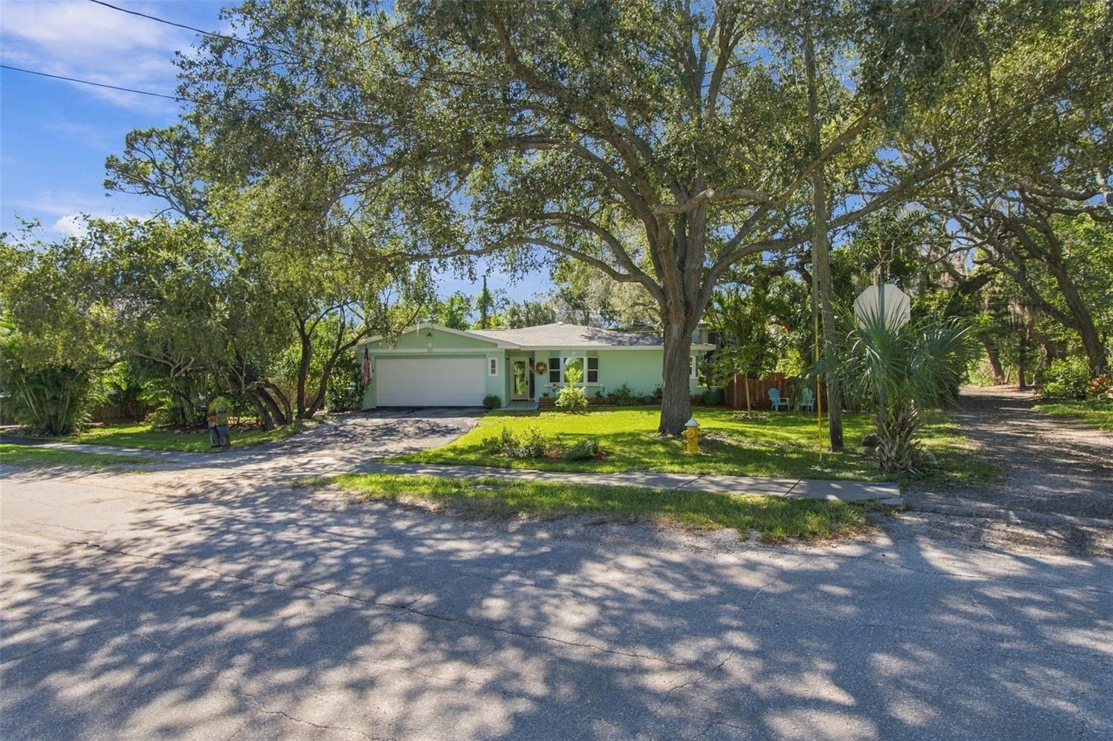 395 GEORGIA AVENUE, Crystal Beach, FL 34681