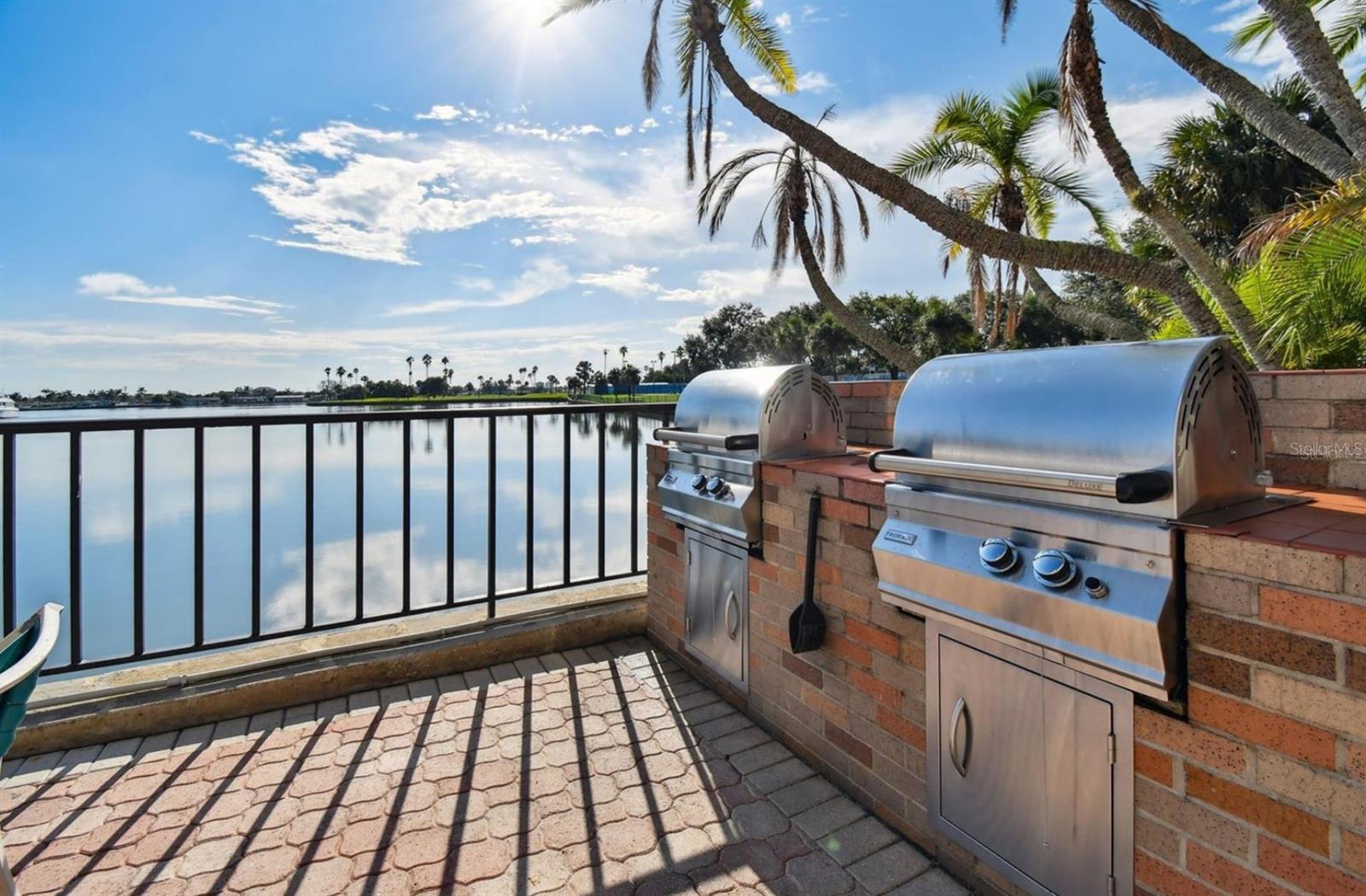 10355 PARADISE BOULEVARD, #403, Treasure Island, FL 33706