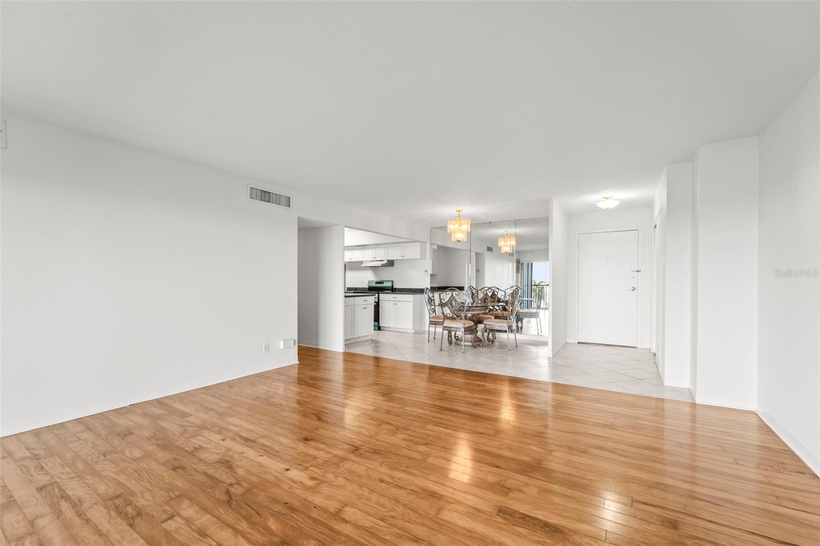 10355 PARADISE BOULEVARD, #403, Treasure Island, FL 33706