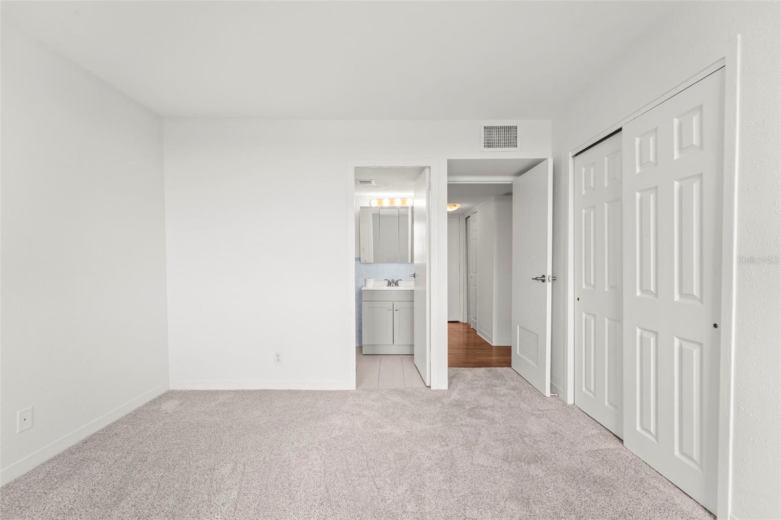 10355 PARADISE BOULEVARD, #403, Treasure Island, FL 33706