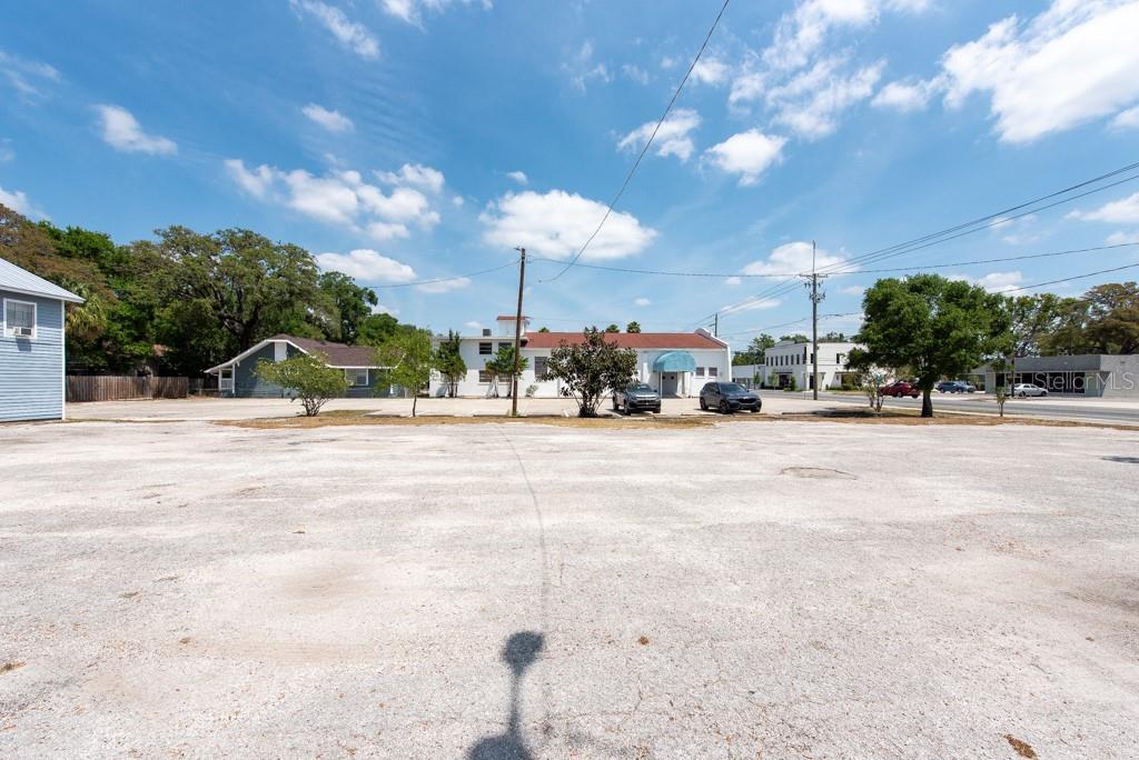 4608 N NEBRASKA AVENUE, Tampa, FL 33603