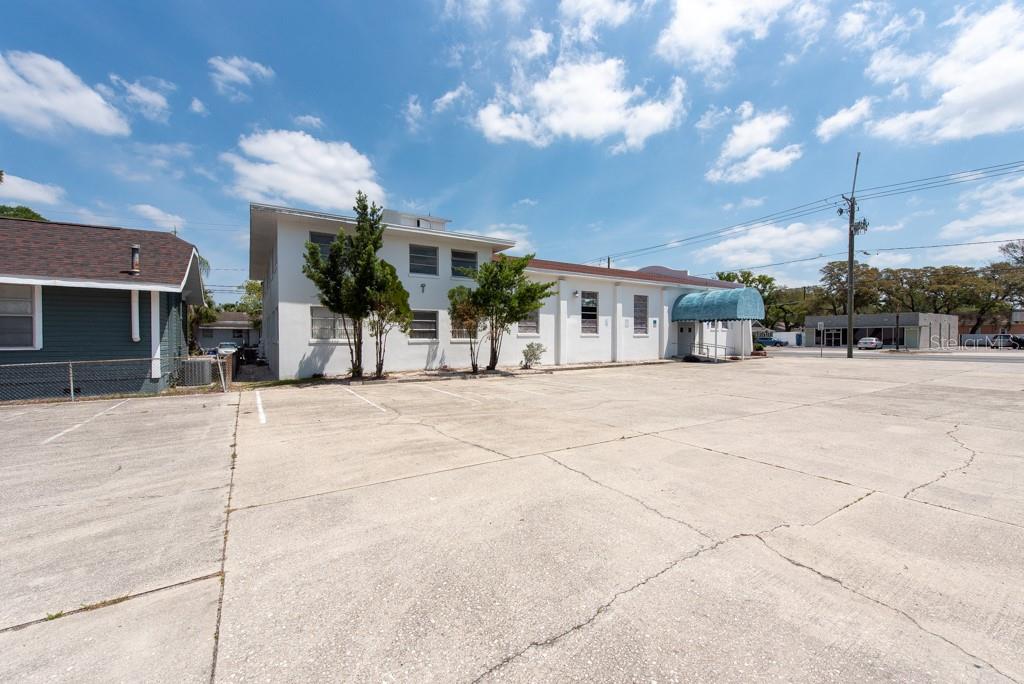 4608 N NEBRASKA AVENUE, Tampa, FL 33603