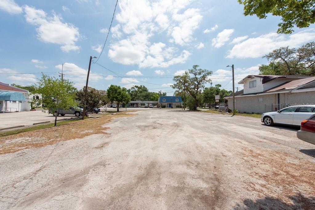 4608 N NEBRASKA AVENUE, Tampa, FL 33603