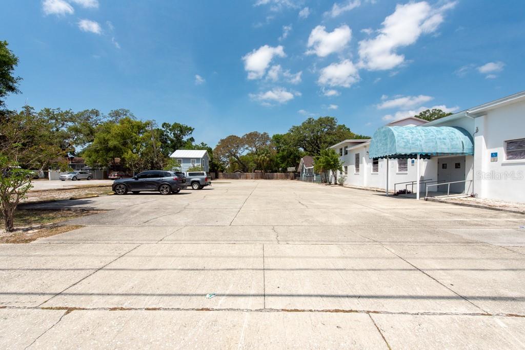 4608 N NEBRASKA AVENUE, Tampa, FL 33603