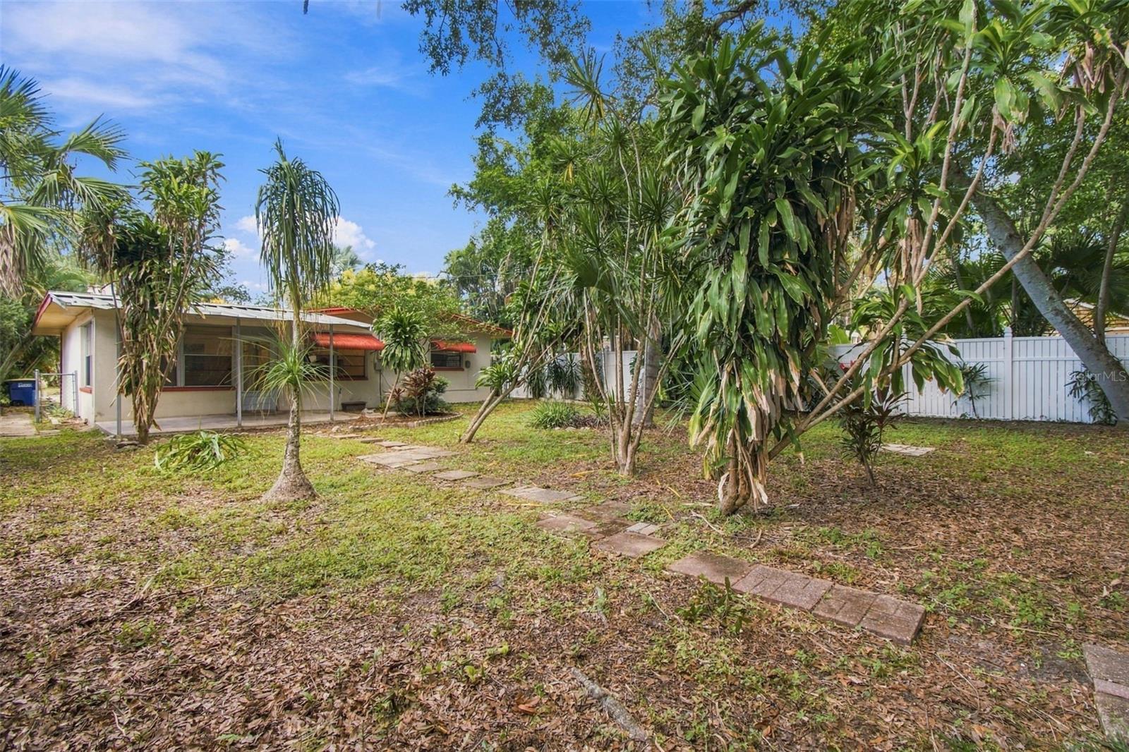 1145 CHARLES STREET, Clearwater, FL 33755