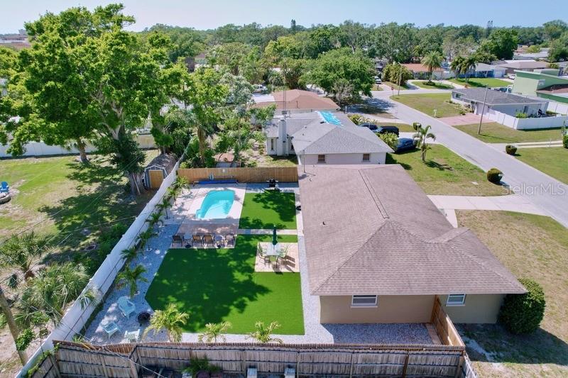 9948 51ST AVENUE N, St Petersburg, FL 33708