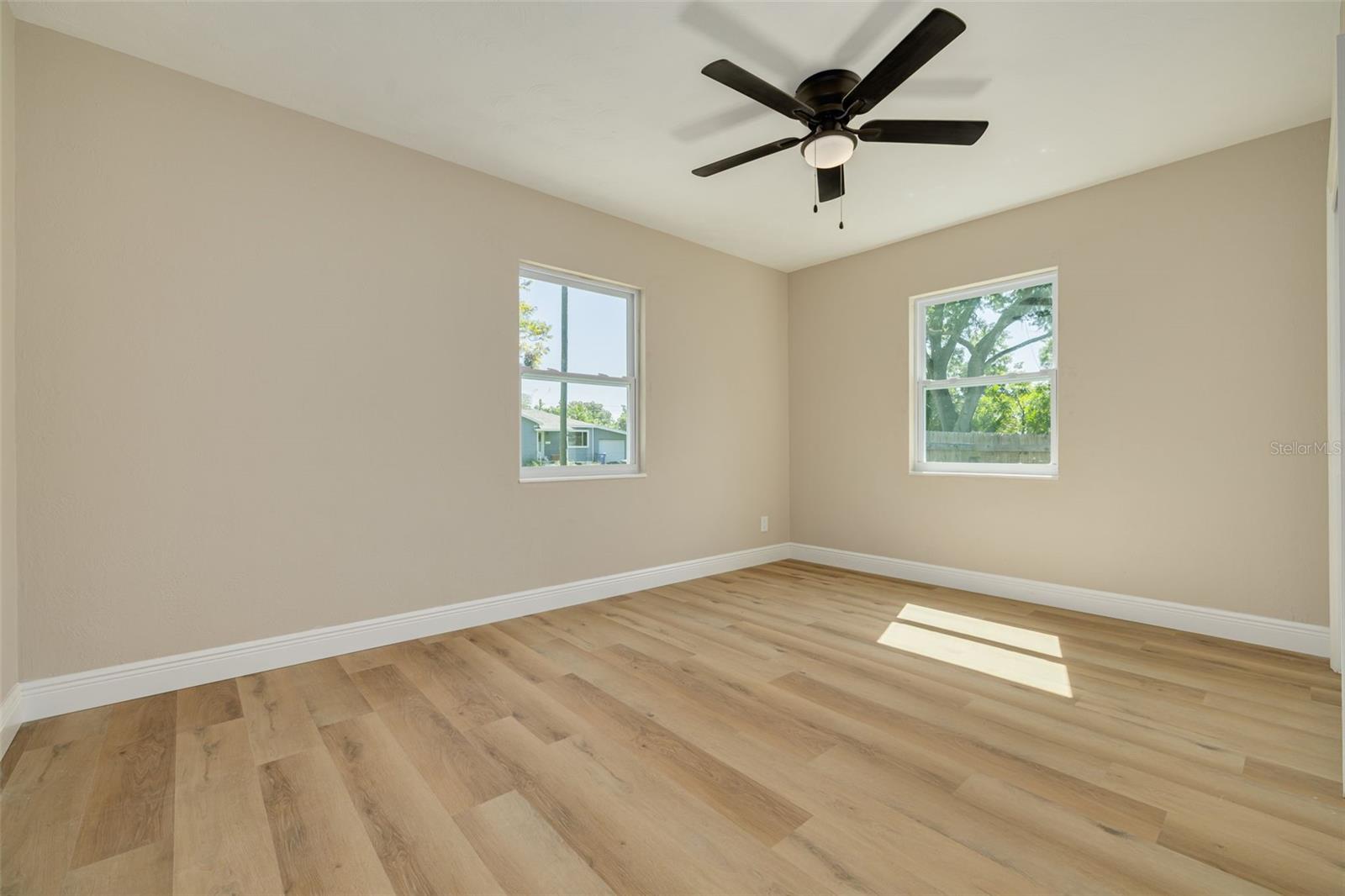 3138 YALE STREET N, St Petersburg, FL 33713