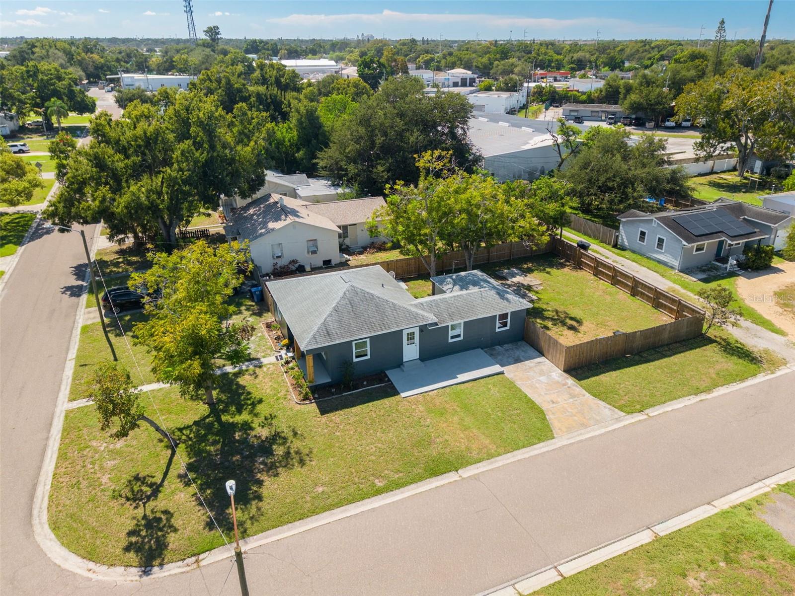 3138 YALE STREET N, St Petersburg, FL 33713