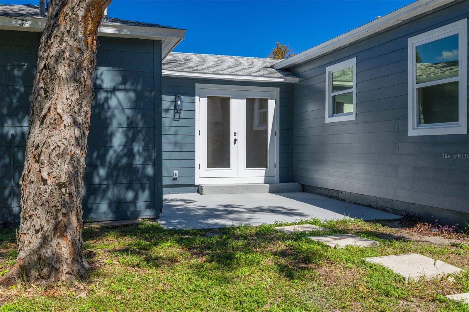 3138 YALE STREET N, St Petersburg, FL 33713