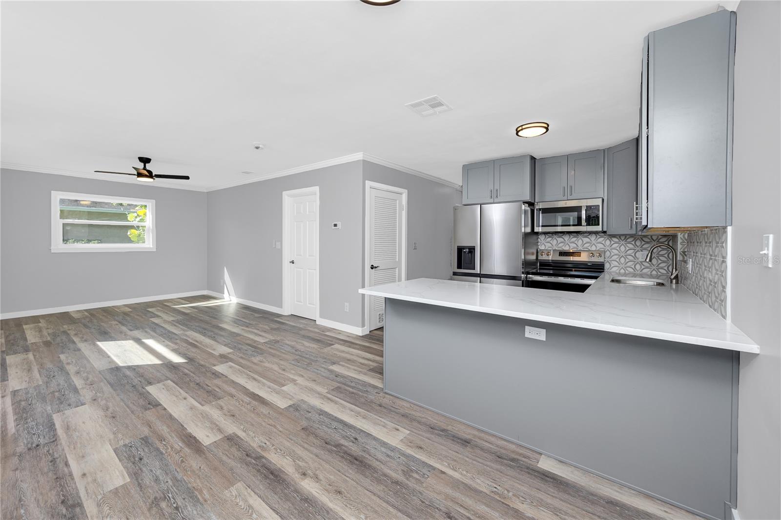 6542 GEM LANE, Seminole, FL 33772 6542 GEM LANE, Seminole, FL 33772