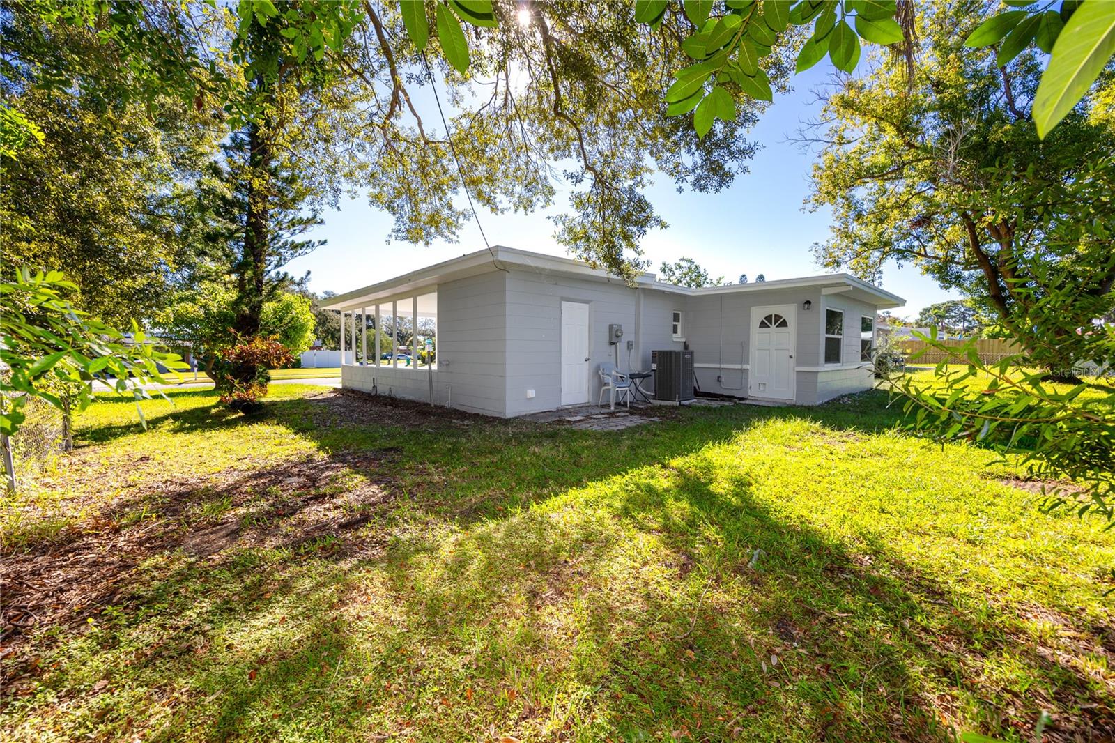 6542 GEM LANE, Seminole, FL 33772