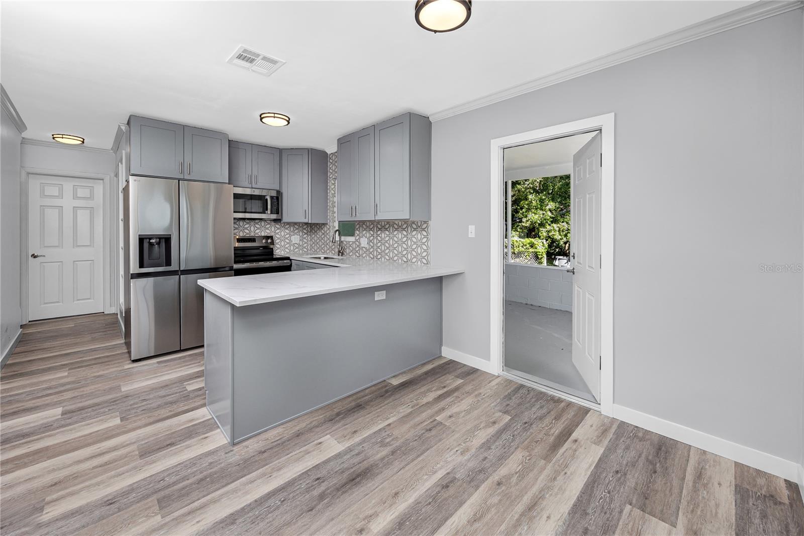 6542 GEM LANE, Seminole, FL 33772