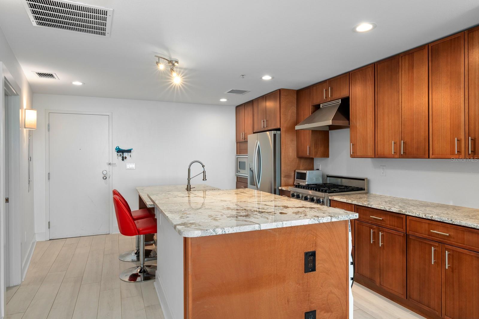 1208 E KENNEDY BOULEVARD, #723, Tampa, FL 33602