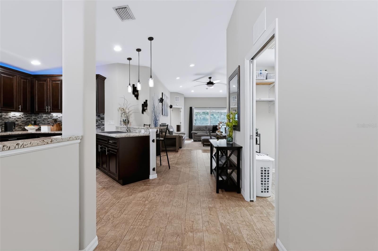 105 SAN LORENZO COURT, Bradenton, FL 34208