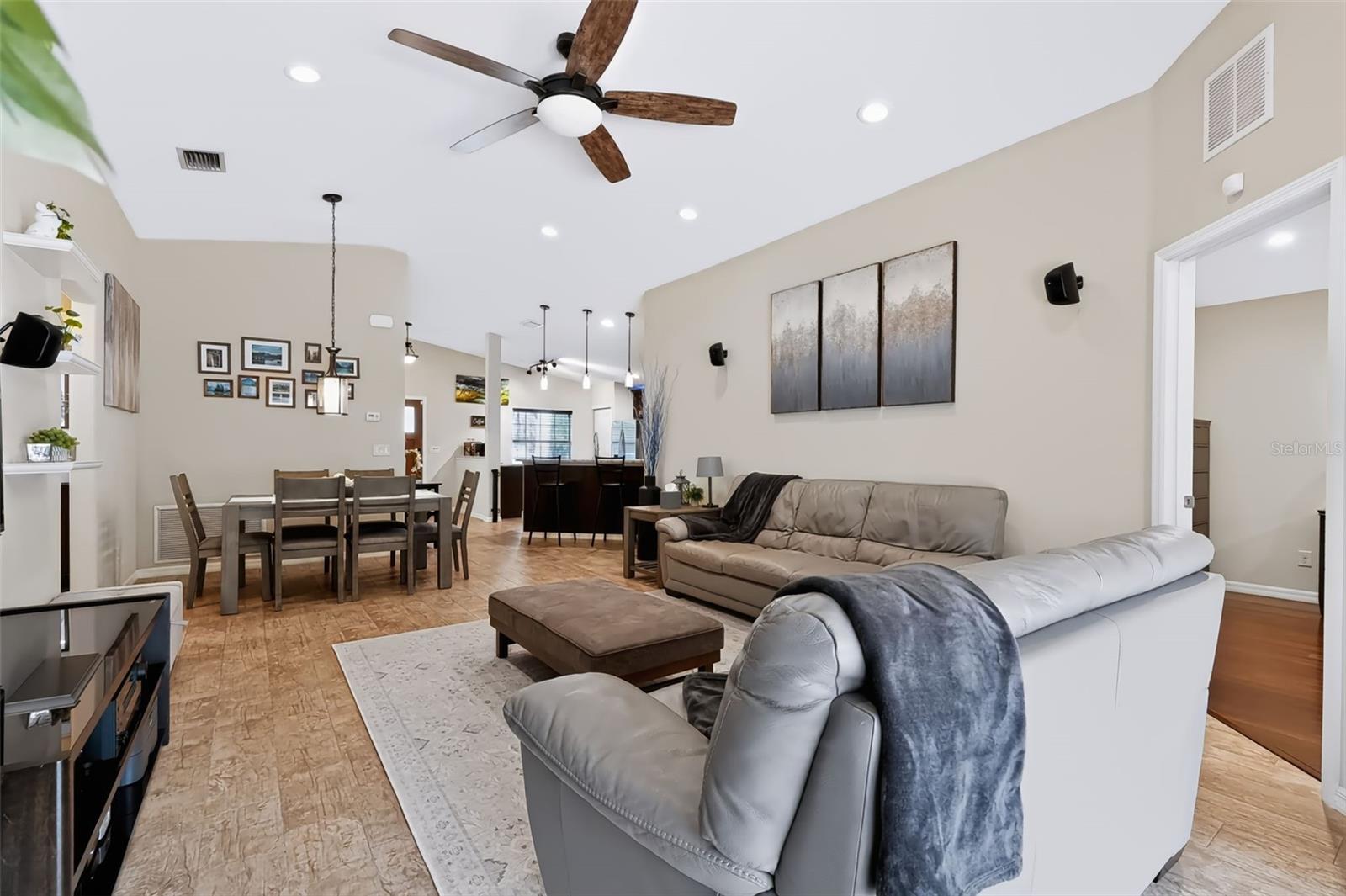 105 SAN LORENZO COURT, Bradenton, FL 34208
