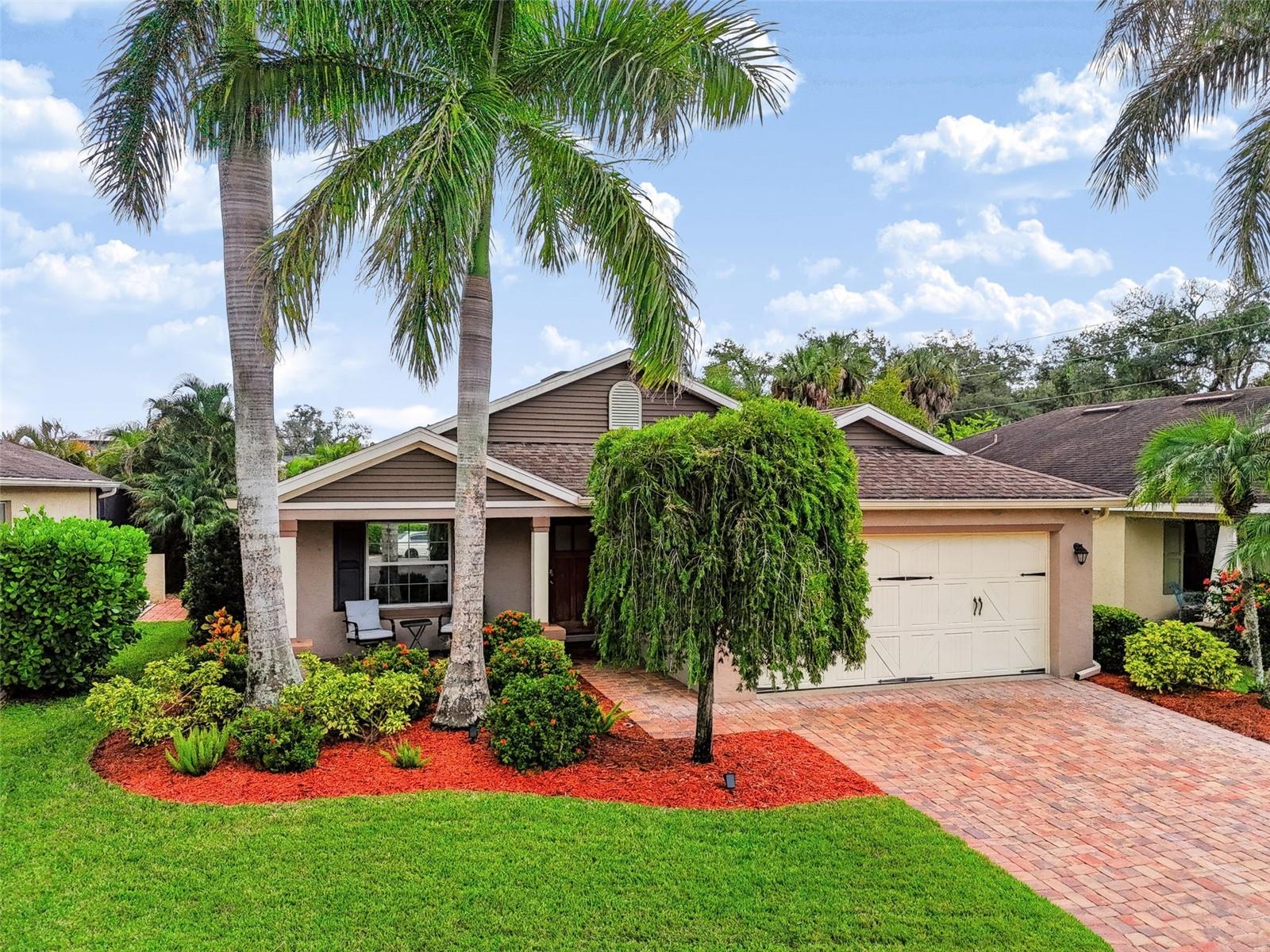 105 SAN LORENZO COURT, Bradenton, FL 34208 105 SAN LORENZO COURT, Bradenton, FL 34208