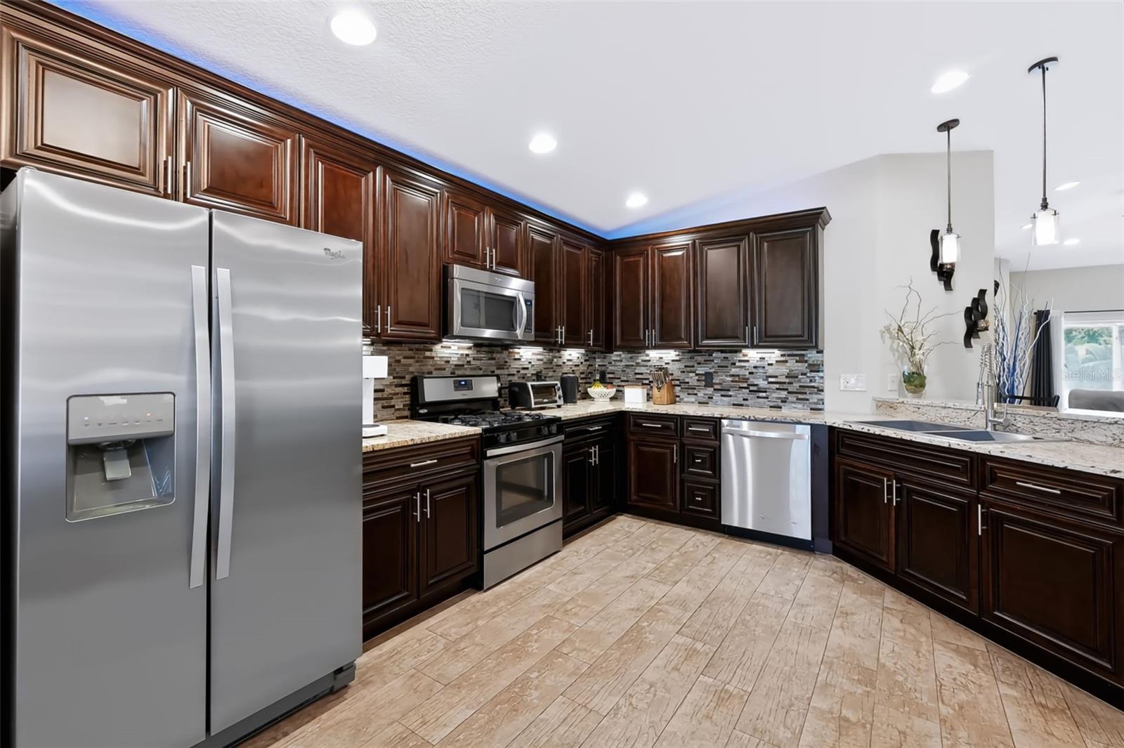 105 SAN LORENZO COURT, Bradenton, FL 34208