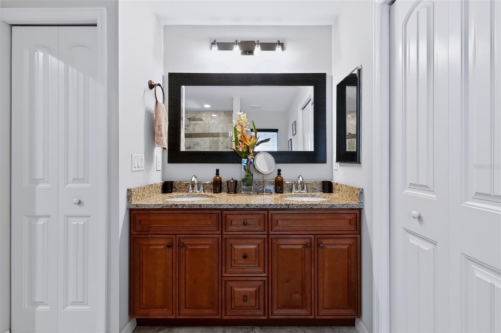 105 SAN LORENZO COURT, Bradenton, FL 34208
