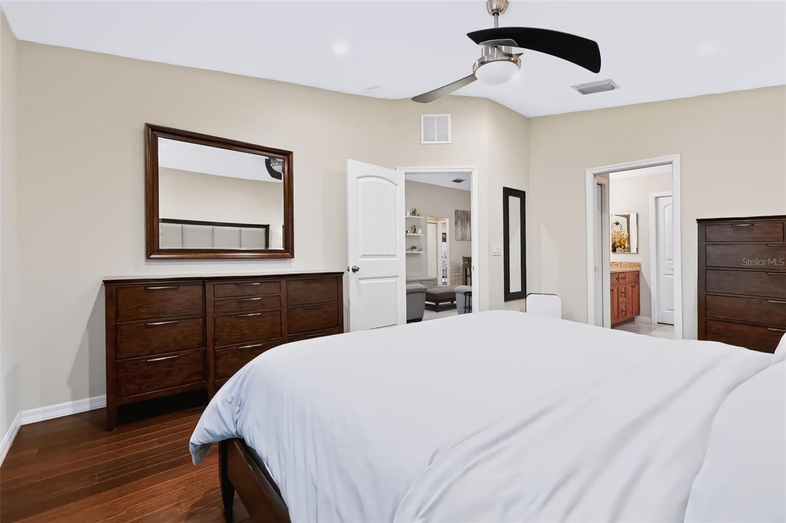 105 SAN LORENZO COURT, Bradenton, FL 34208