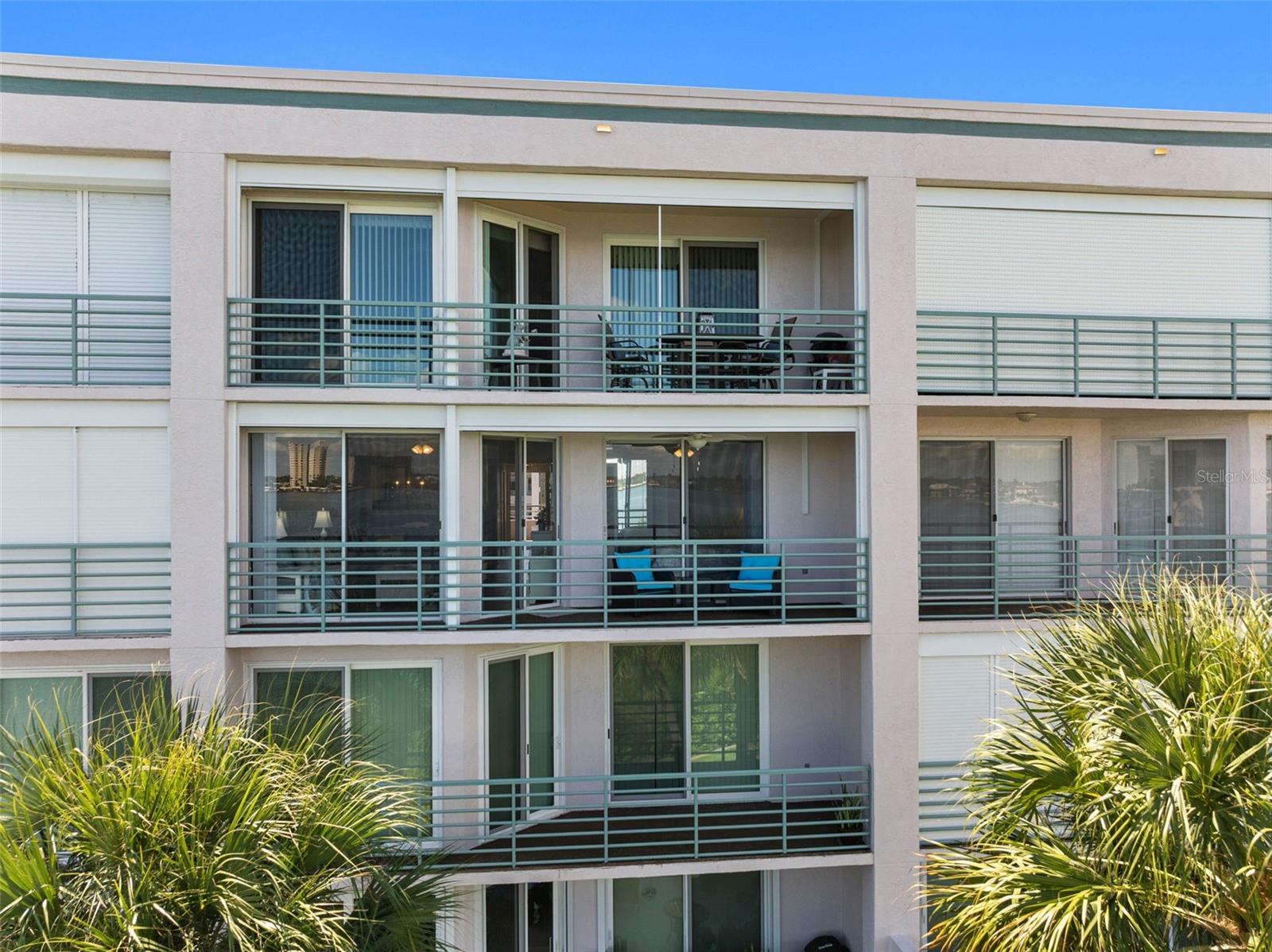 8021 SAILBOAT KEY BOULEVARD S, #304, St Petersburg, FL 33707