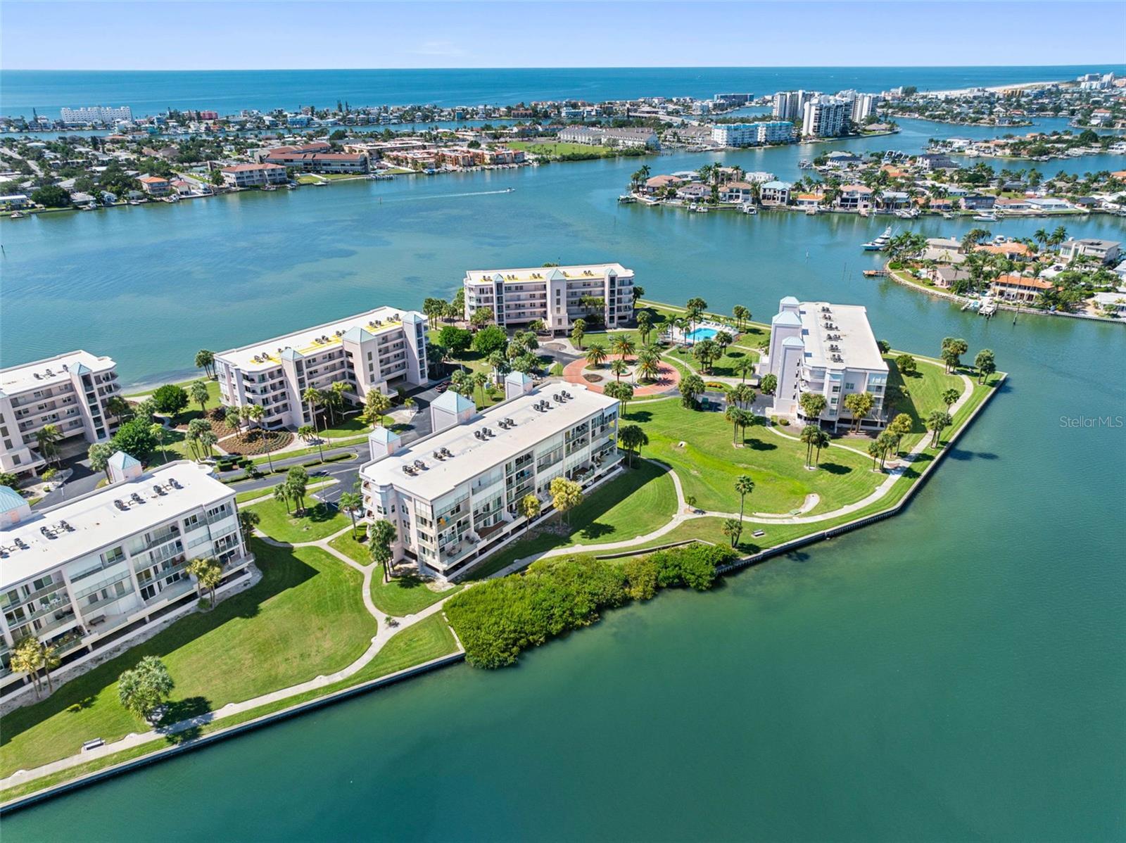 8021 SAILBOAT KEY BOULEVARD S, #304, St Petersburg, FL 33707