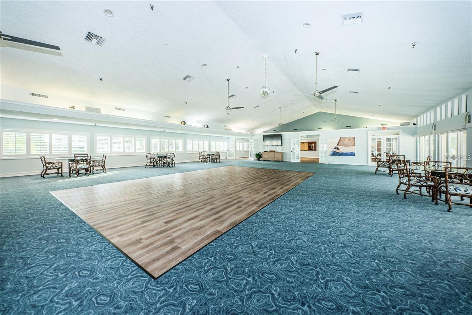 8021 SAILBOAT KEY BOULEVARD S, #304, St Petersburg, FL 33707