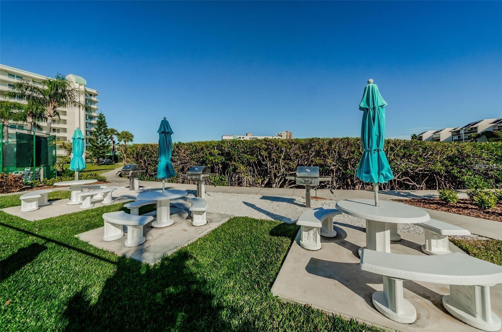 8021 SAILBOAT KEY BOULEVARD S, #304, St Petersburg, FL 33707