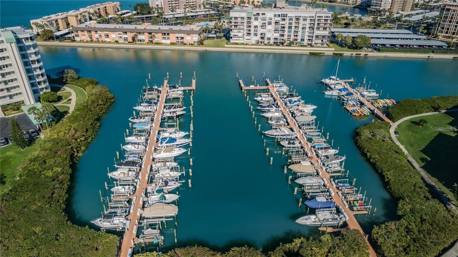 8021 SAILBOAT KEY BOULEVARD S, #304, St Petersburg, FL 33707