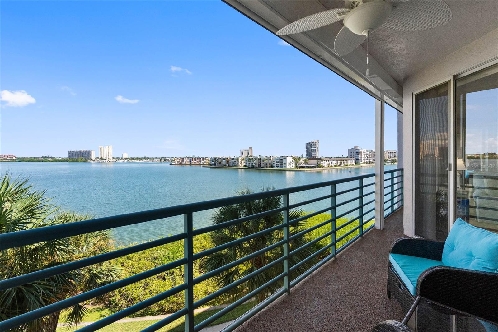 8021 SAILBOAT KEY BOULEVARD S, #304, St Petersburg, FL 33707