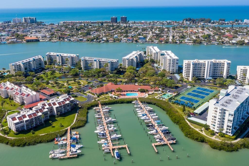 8021 SAILBOAT KEY BOULEVARD S, #304, St Petersburg, FL 33707