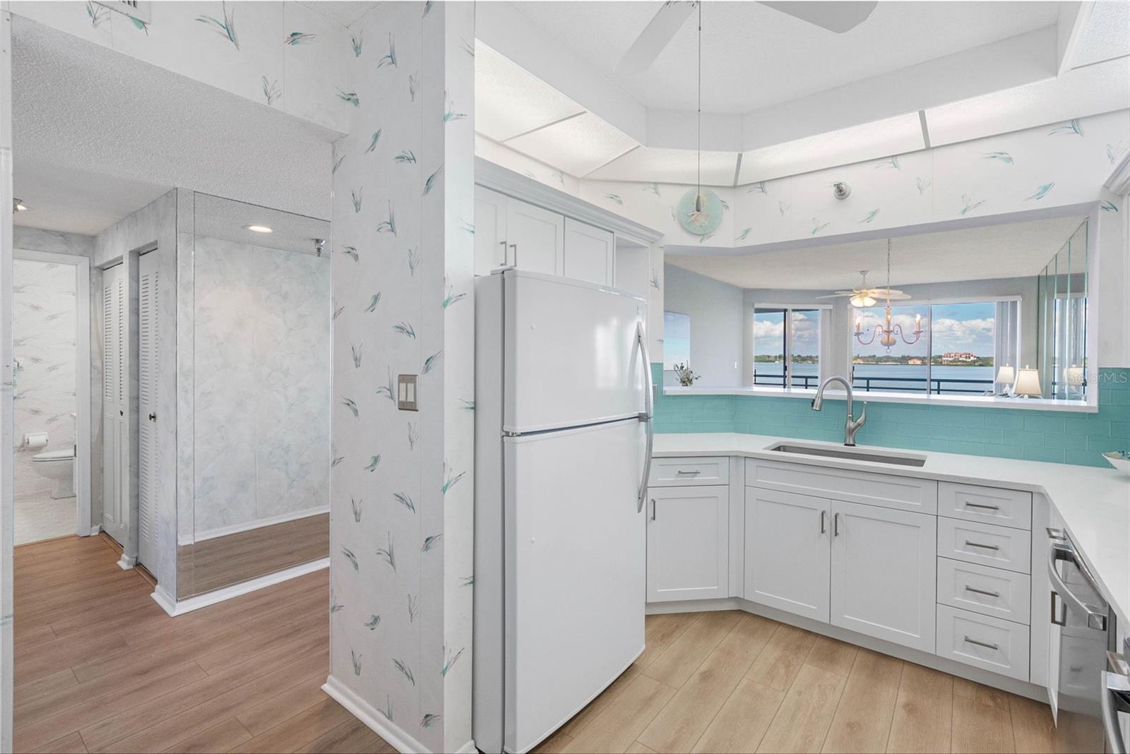 8021 SAILBOAT KEY BOULEVARD S, #304, St Petersburg, FL 33707