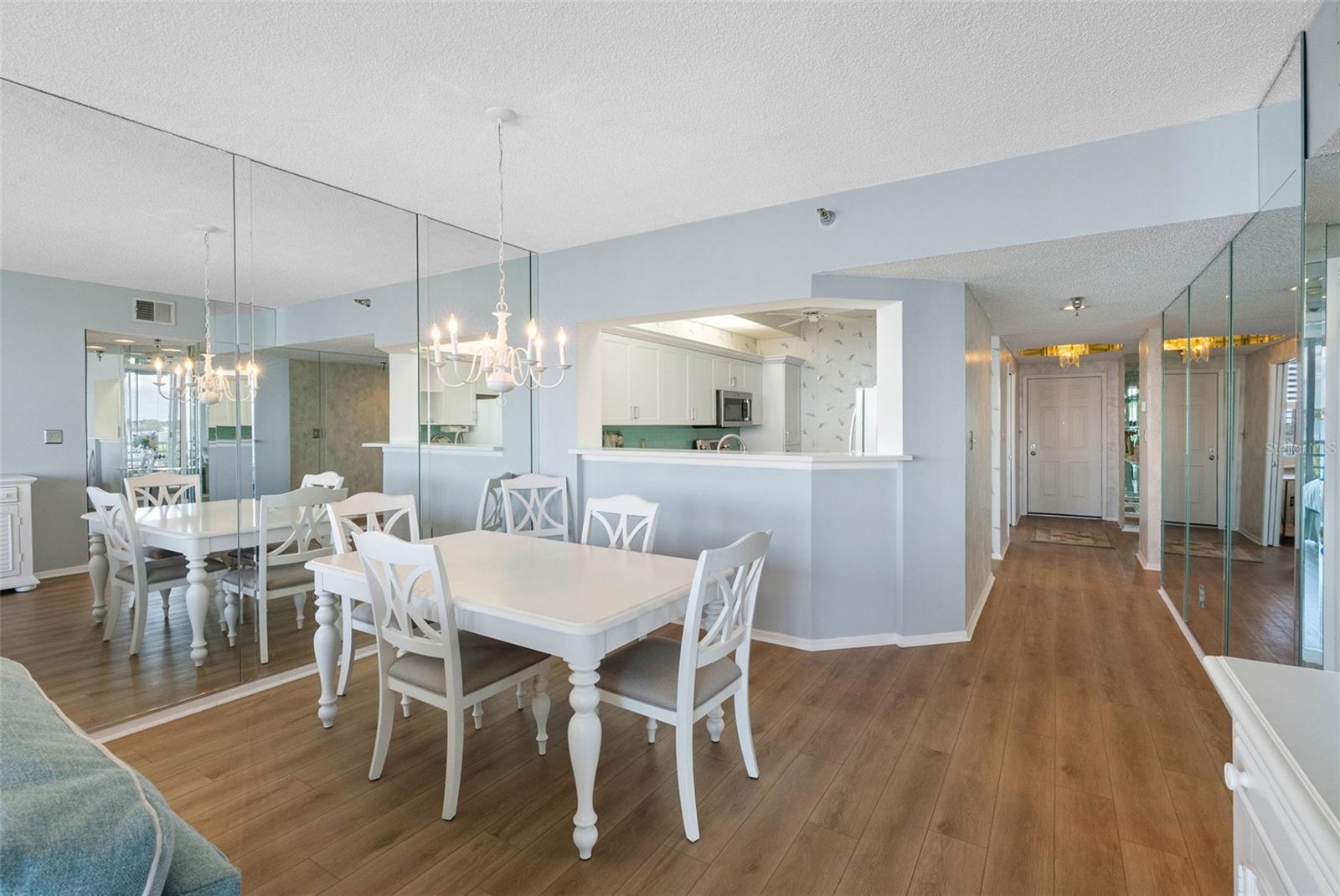 8021 SAILBOAT KEY BOULEVARD S, #304, St Petersburg, FL 33707