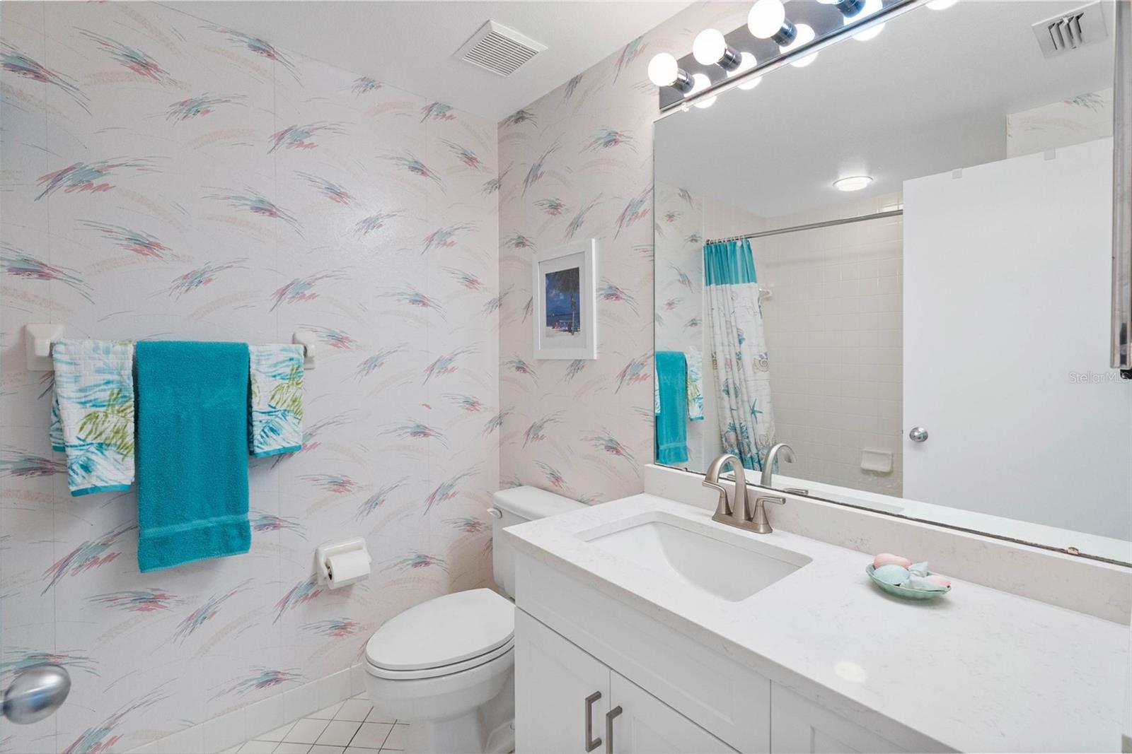 8021 SAILBOAT KEY BOULEVARD S, #304, St Petersburg, FL 33707