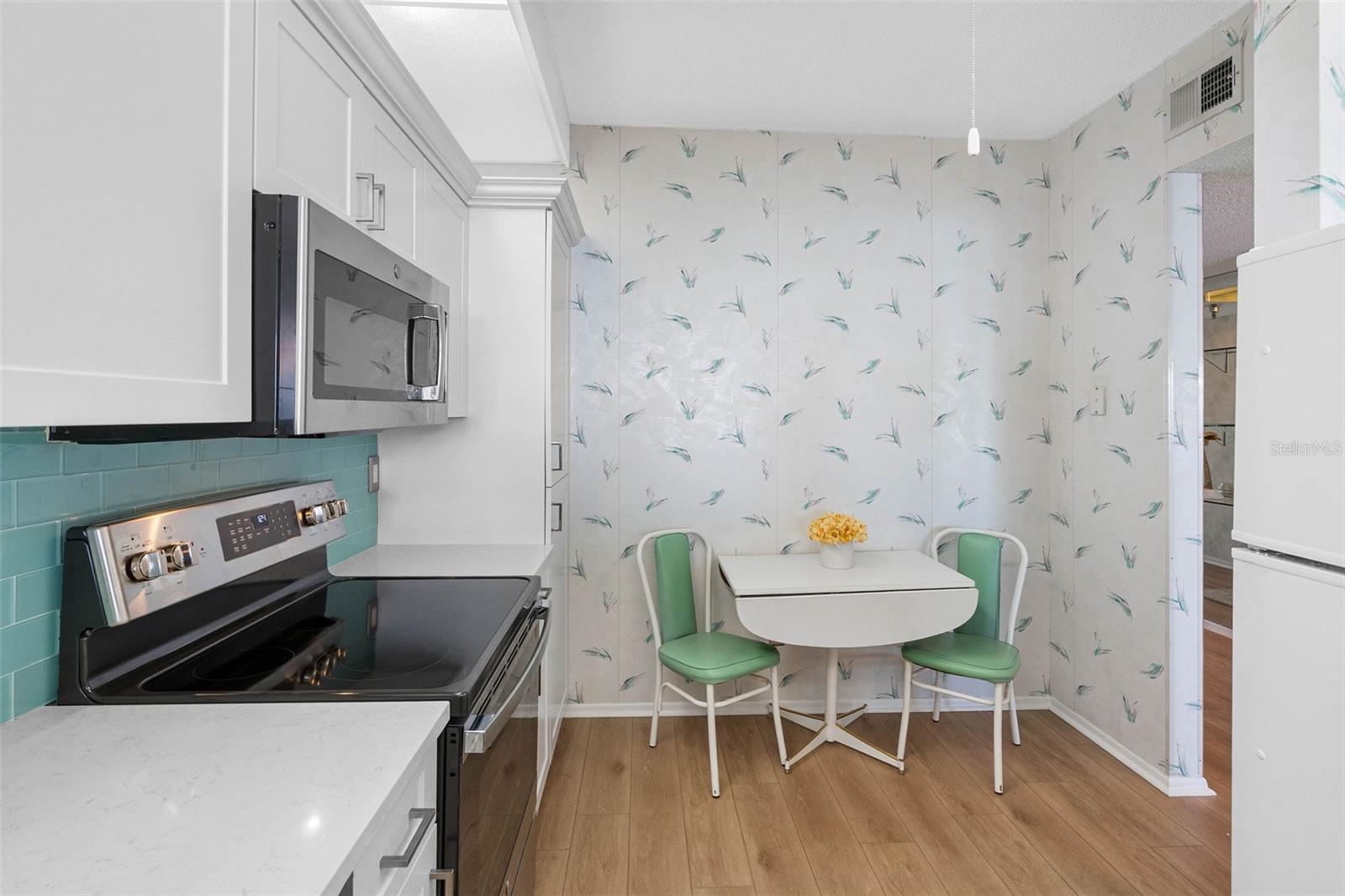 8021 SAILBOAT KEY BOULEVARD S, #304, St Petersburg, FL 33707