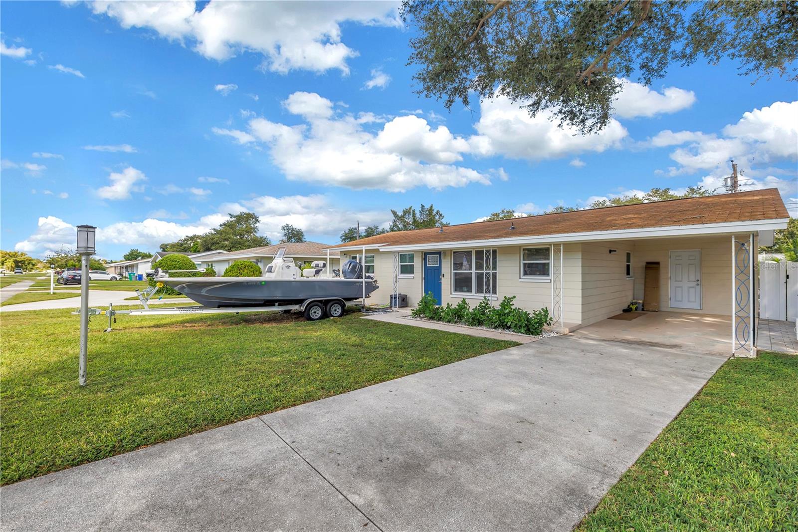 8001 RIDGE ROAD, Seminole, FL 33772
