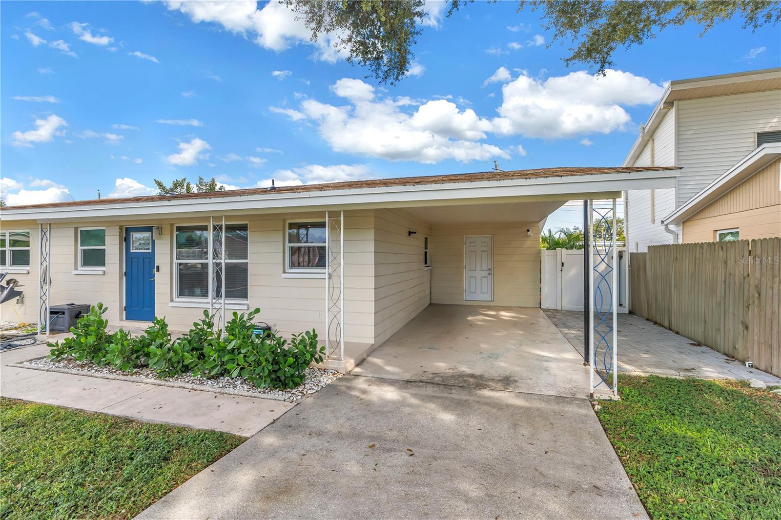 8001 RIDGE ROAD, Seminole, FL 33772