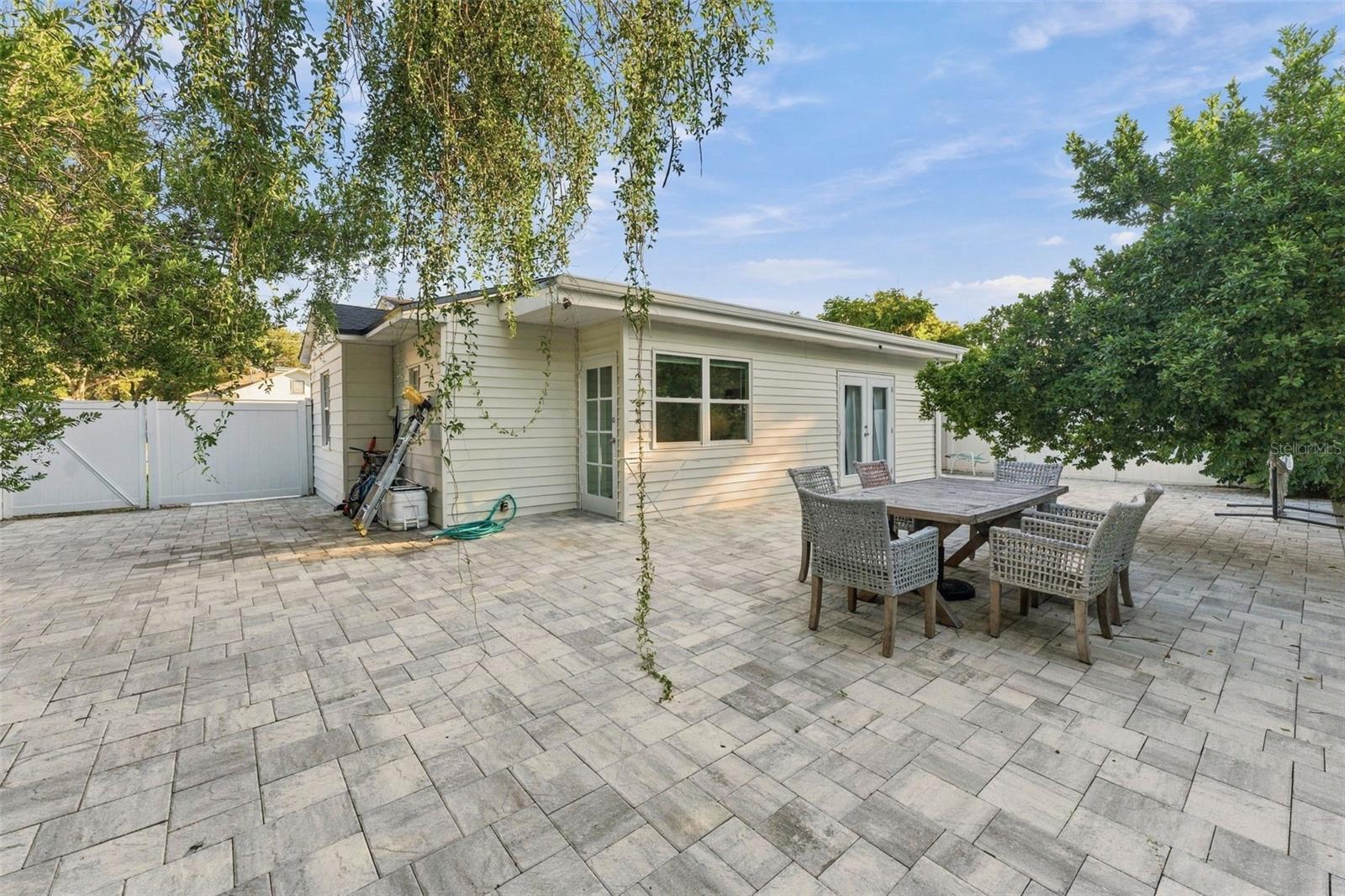 3606 W BAY TO BAY BOULEVARD, Tampa, FL 33629