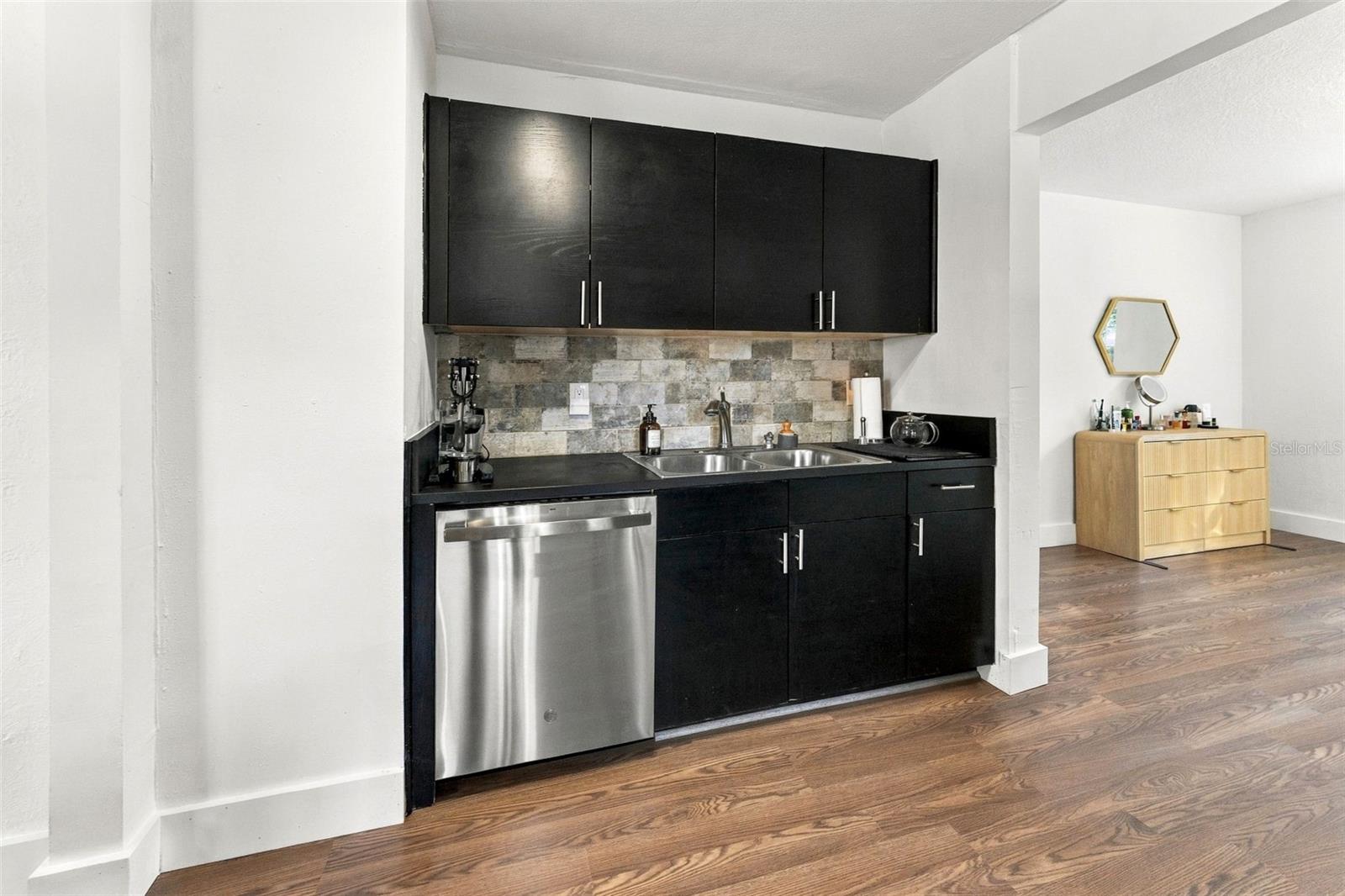 3606 W BAY TO BAY BOULEVARD, Tampa, FL 33629