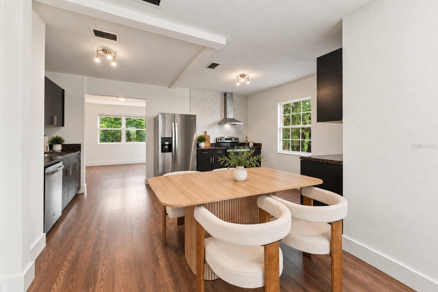 3606 W BAY TO BAY BOULEVARD, Tampa, FL 33629
