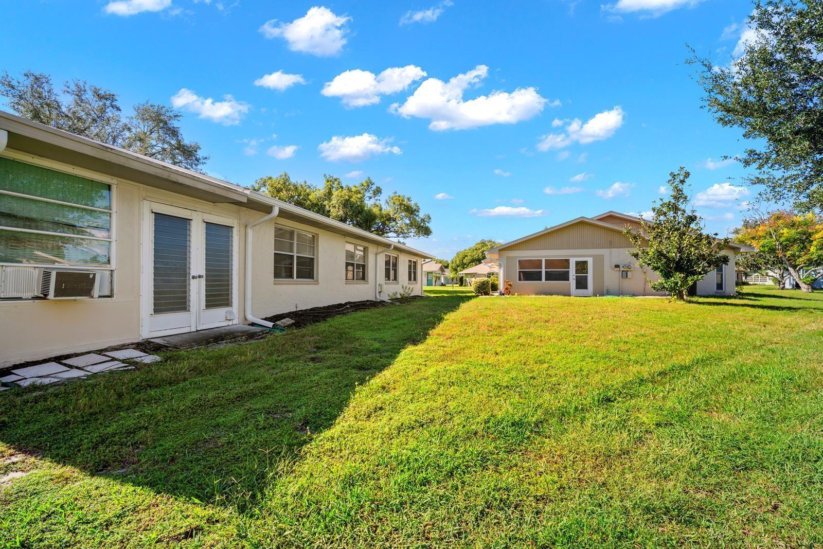 1906 CANTERBURY LANE, #32, Sun City Center, FL 33573