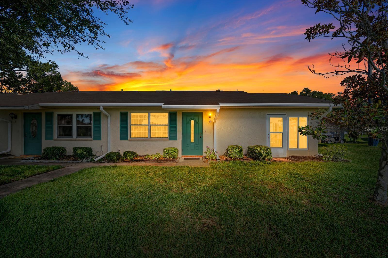 1906 CANTERBURY LANE, #32, Sun City Center, FL 33573