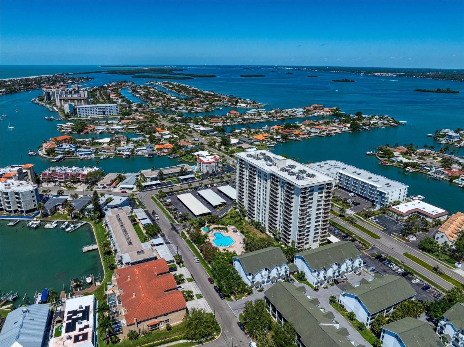 400 ISLAND WAY, #904, Clearwater Beach, FL 33767