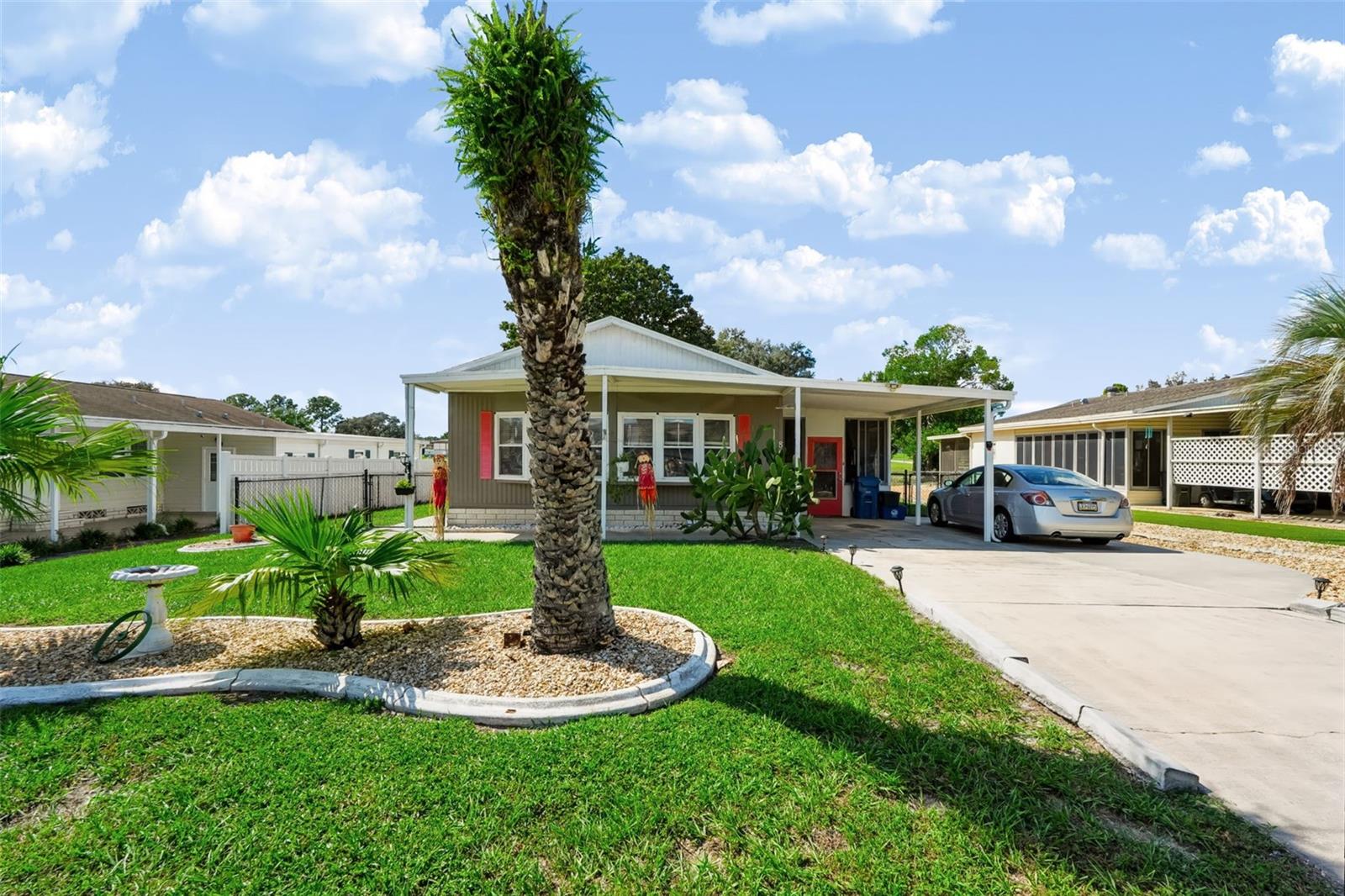 8481 DICKENS AVENUE, Brooksville, FL 34613