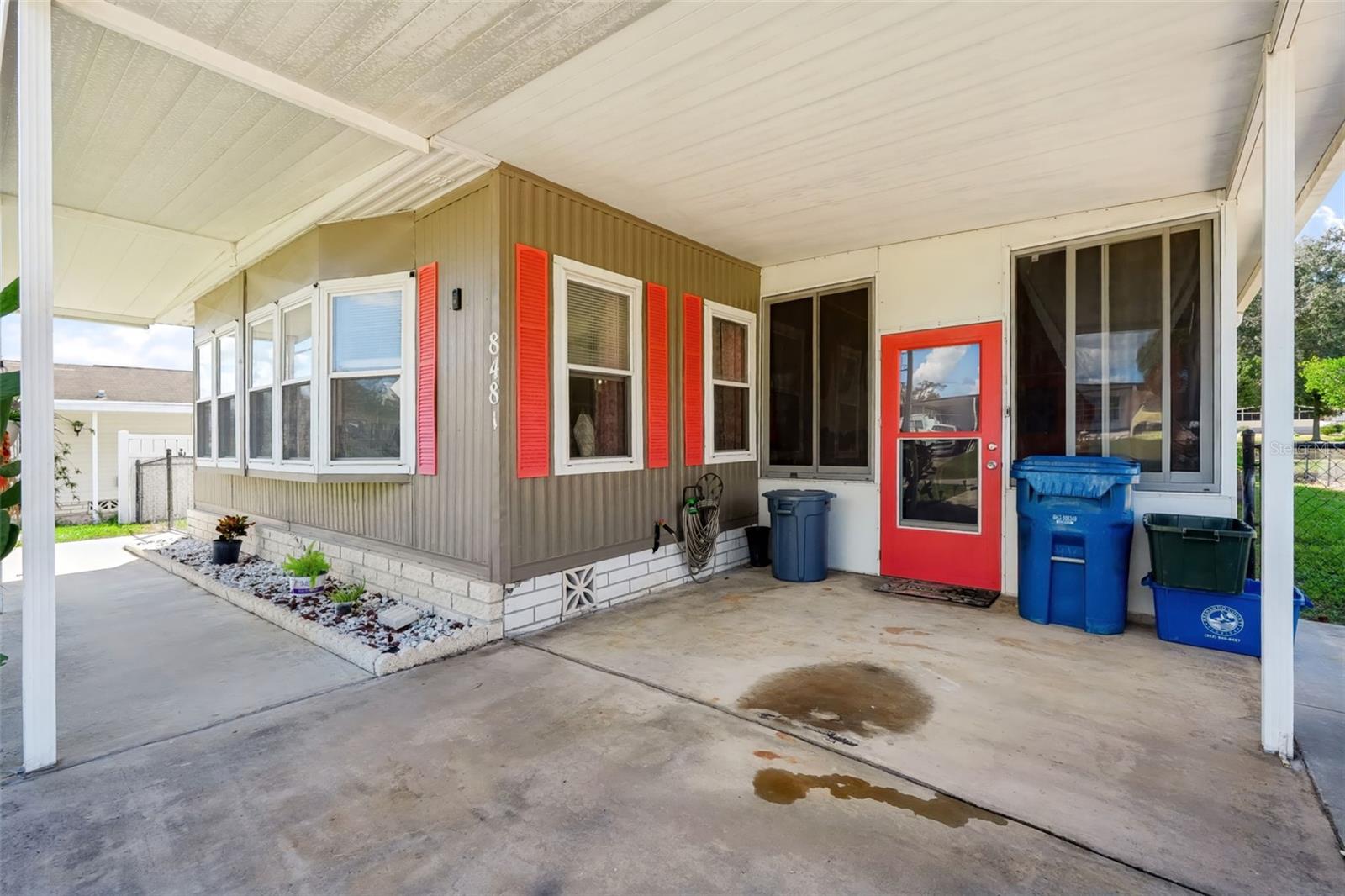 8481 DICKENS AVENUE, Brooksville, FL 34613 8481 DICKENS AVENUE, Brooksville, FL 34613