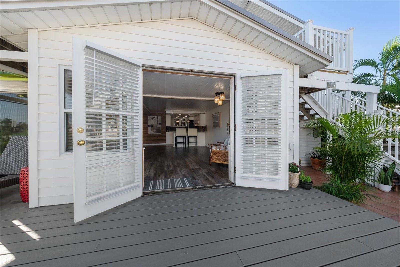 115 99TH AVENUE, Treasure Island, FL 33706