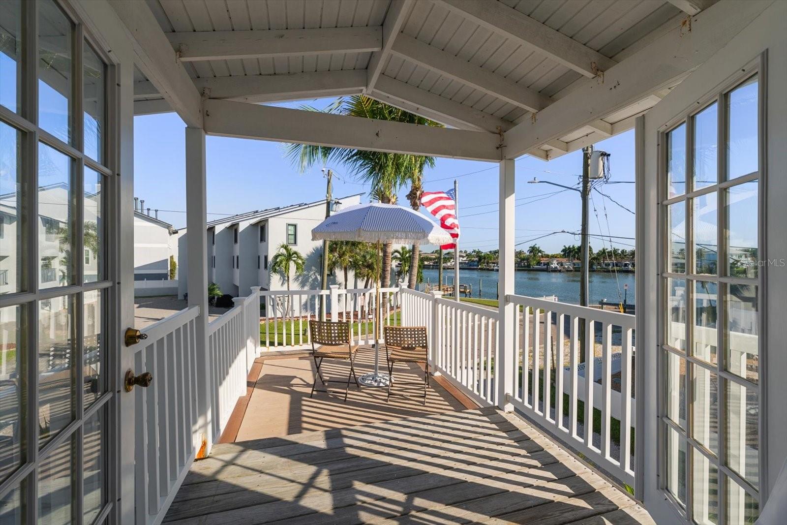 115 99TH AVENUE, Treasure Island, FL 33706
